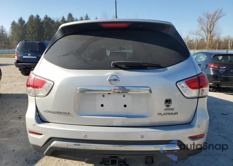 2013 Nissan Pathfinder S z USA, uszkodzony, nr VIN 5N1AR2MM3DC664196